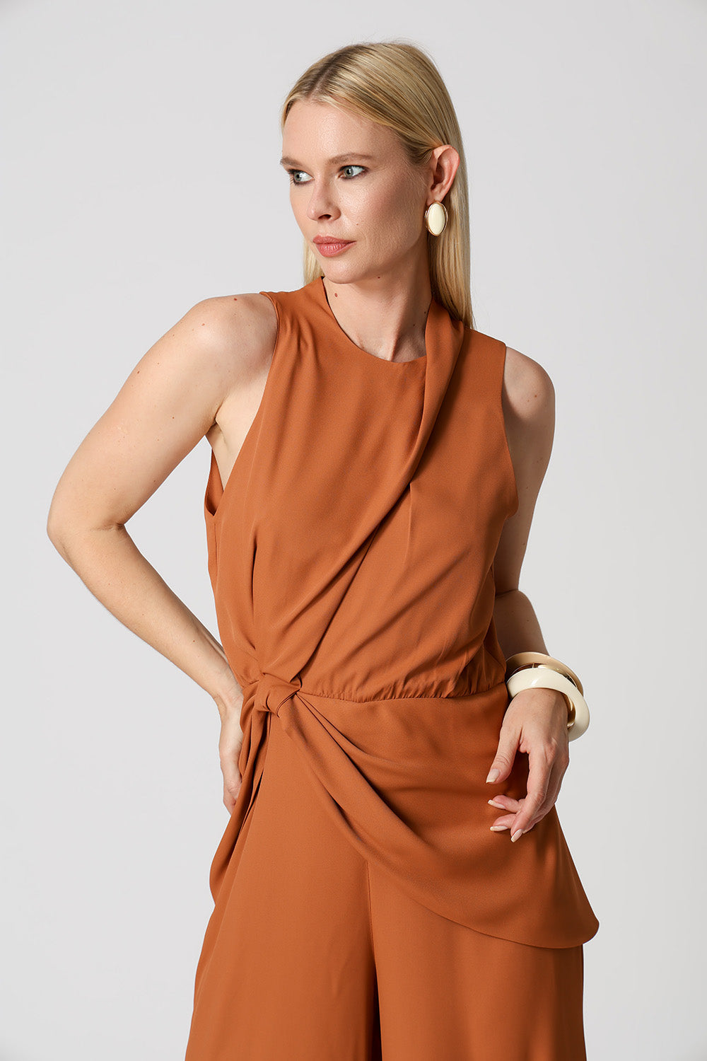 Macacão Com Pala Sobreposta - TERRA