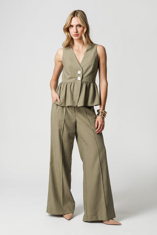 Bata Peplum Com Decote V - MUSGO CLARO