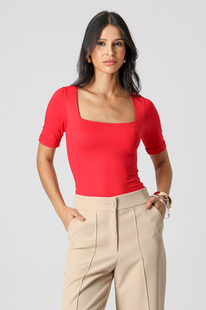 Blusa Decote Quadrado Malha Amni