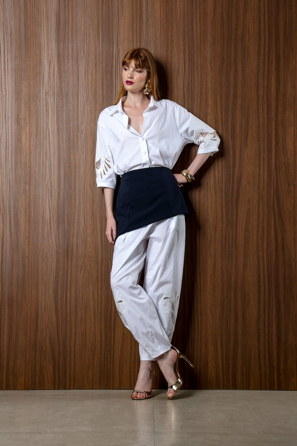 Calça Aladim Com Bordado Vazado