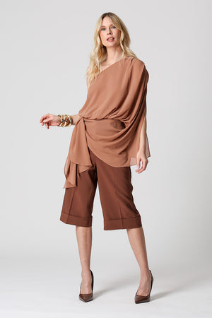 Blusa Ombro Único Com Manga Lenço