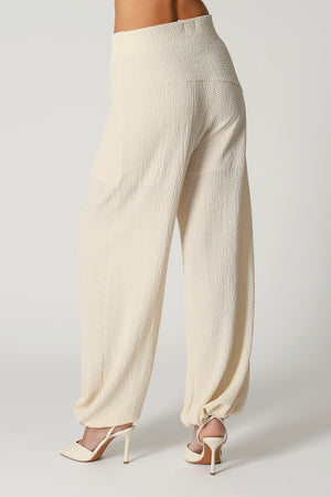 Calça De Modelagem Aladim Com Textura Honeycomb TRIMIX