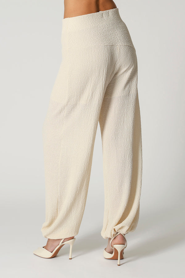 Calça De Modelagem Aladim Com Textura Honeycomb TRIMIX