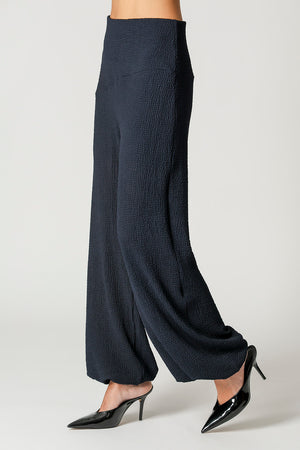 Calça De Modelagem Aladim Com Textura Honeycomb TRIMIX