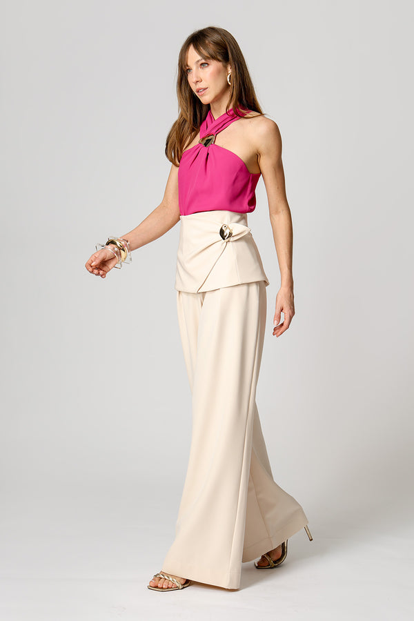 Blusa Com Fivela No Decote