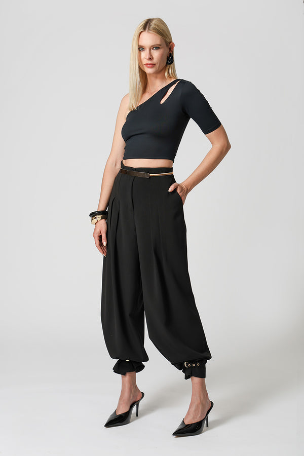 Blusa Ombro Único Vazado - PRETO