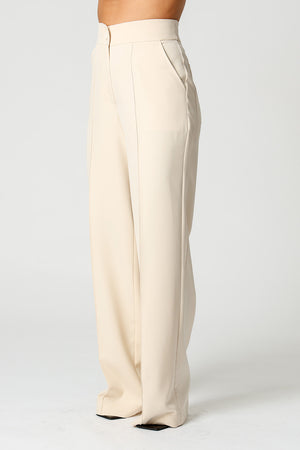 Calça Pantalona Com Vinco