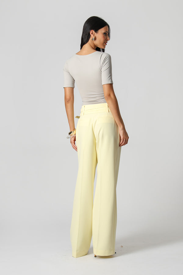 Blusa Decote Quadrado Malha Amni