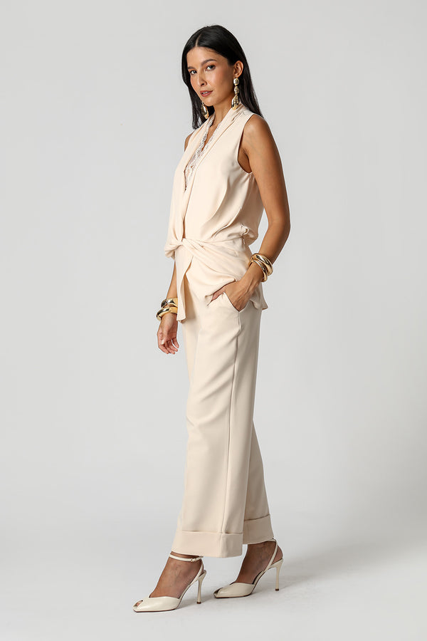 Blusa Peplum Transpassada com Top em Renda