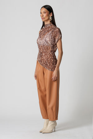 Blusa Assimétrica Em Tule Estampa Bambi