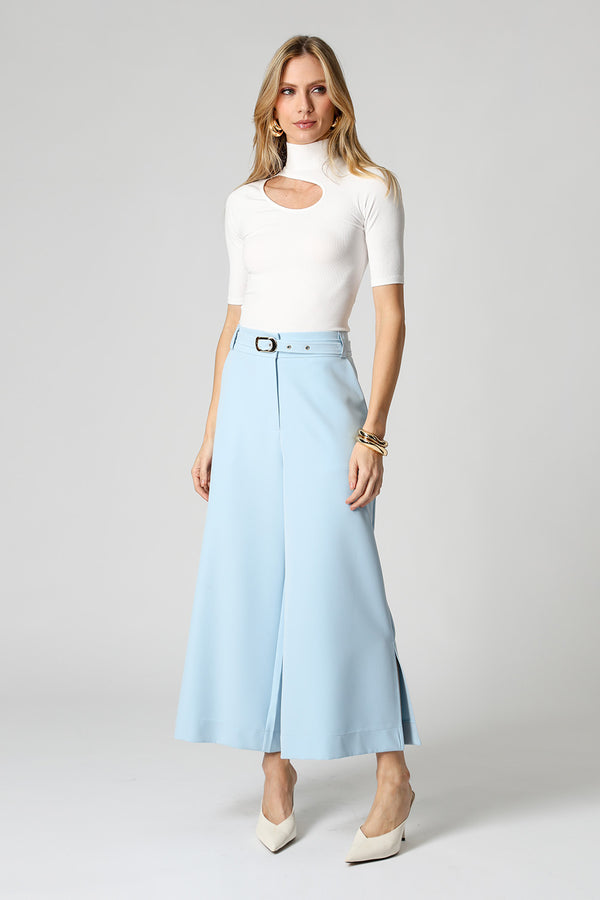 Blusa Detalhe Vazado No Ombro