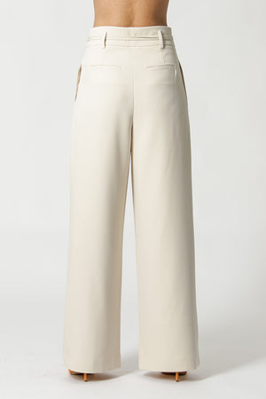 Calça Pantalona Com Cinto De Tira - GELO