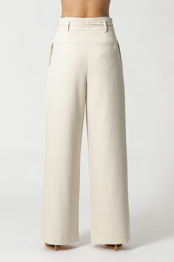 Calça Pantalona Com Cinto De Tira - GELO