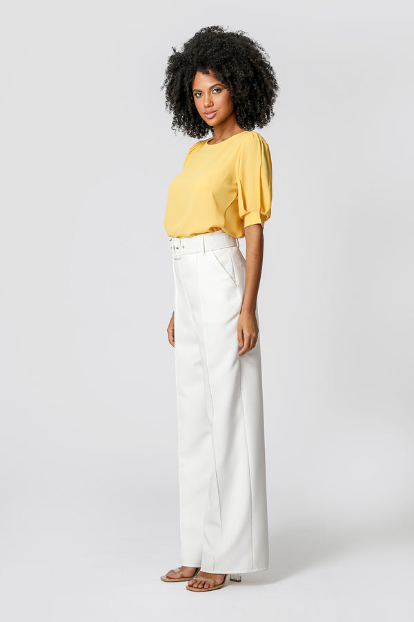 Blusa con mangas abullonadas - SOL