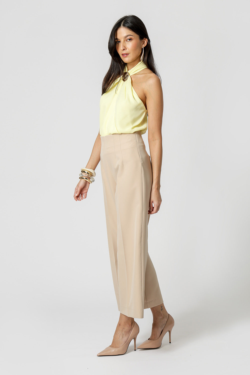 Blusa Transpassada Com Passante Dourado - AMARELO