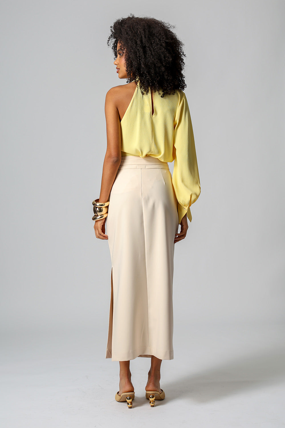 Blusa Assimétrica De Ombro Único - AMARELO