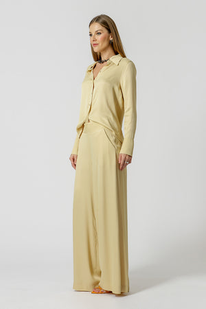 Camisa Manga Longa De Cetim - BEGE