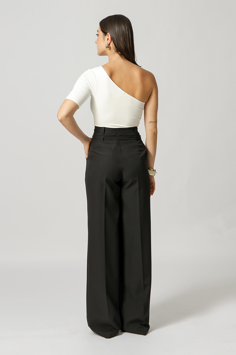 Blusa Ombro Único Vazado - OFF WHITE