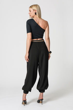 Blusa Ombro Único Vazado - PRETO