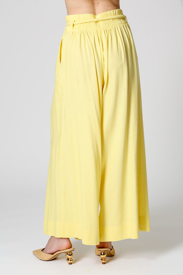 Calça Ampla Com Cinto De Cordão