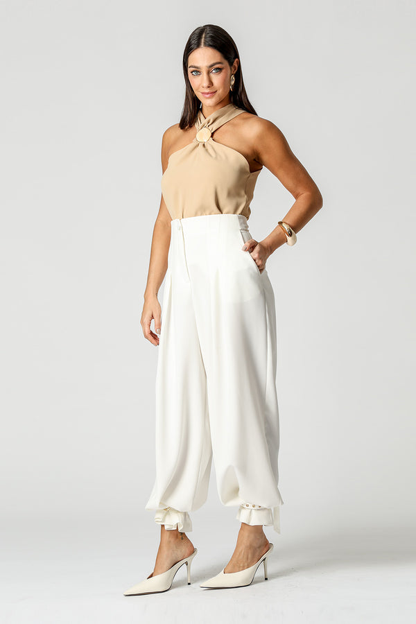 Blusa Crepe Com Fivela Marmorizada No Decote