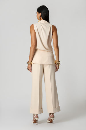 Blusa Peplum Transpassada com Top em Renda