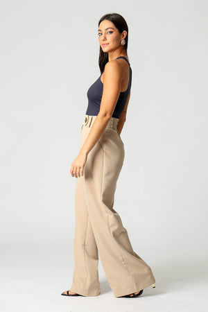 Blusa Regata Em Malha Amni