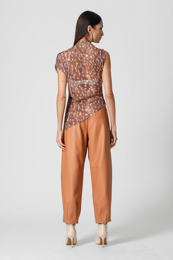 Blusa Assimétrica Em Tule Estampa Bambi