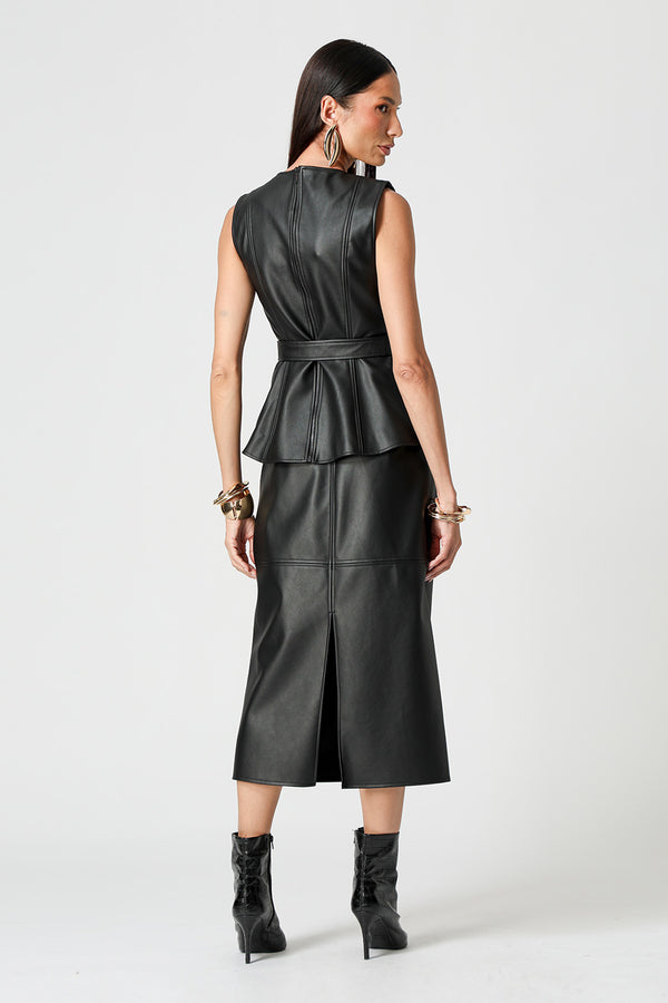 Blusa Peplum em Couro Sintético Com Faixa