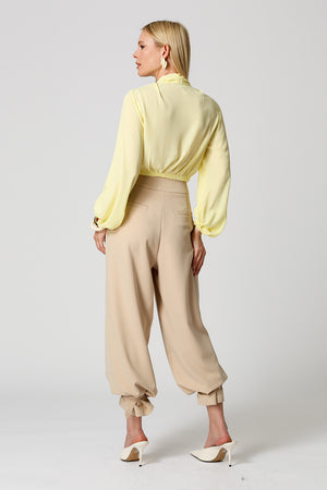 Blusa Transpassada Manga Longa Bufante - AMARELO