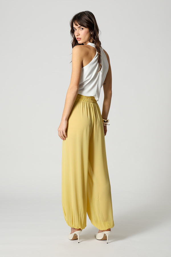 Blusa Com Fivela No Decote