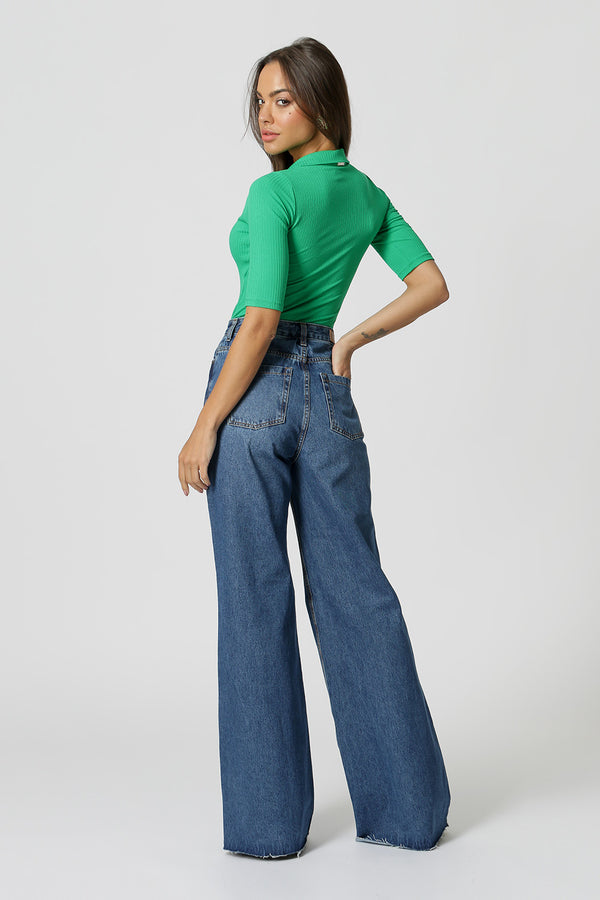 Blusa básica con cuello en V - FLAG 2