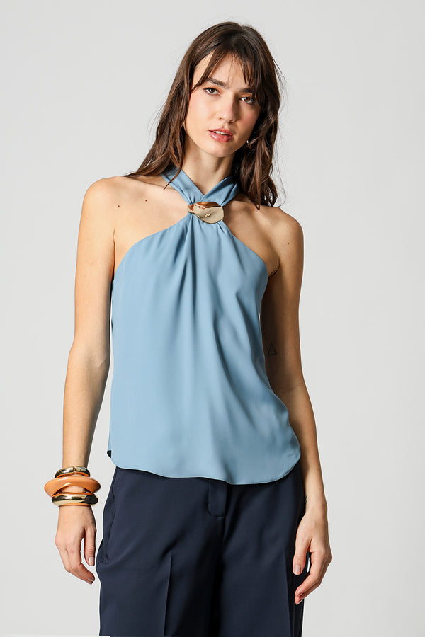 Blusa Com Fivela No Decote